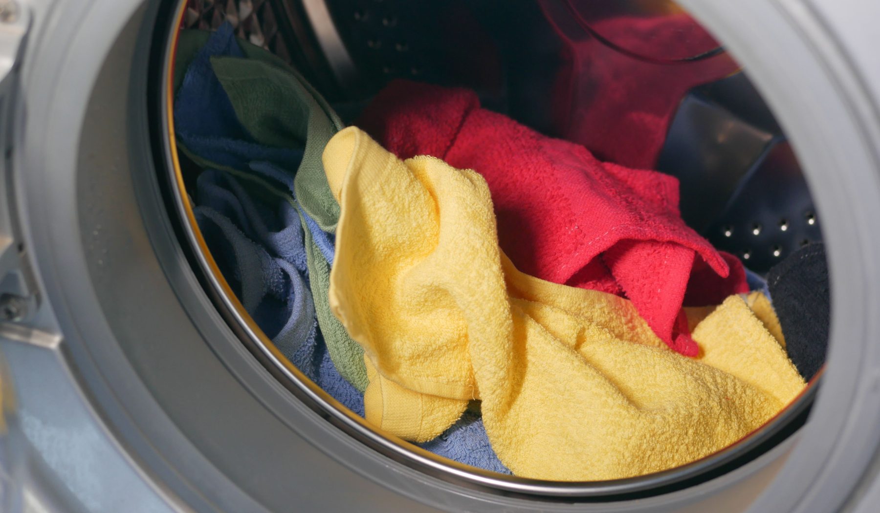 Comment laver une couette en machine sans la ruiner ?