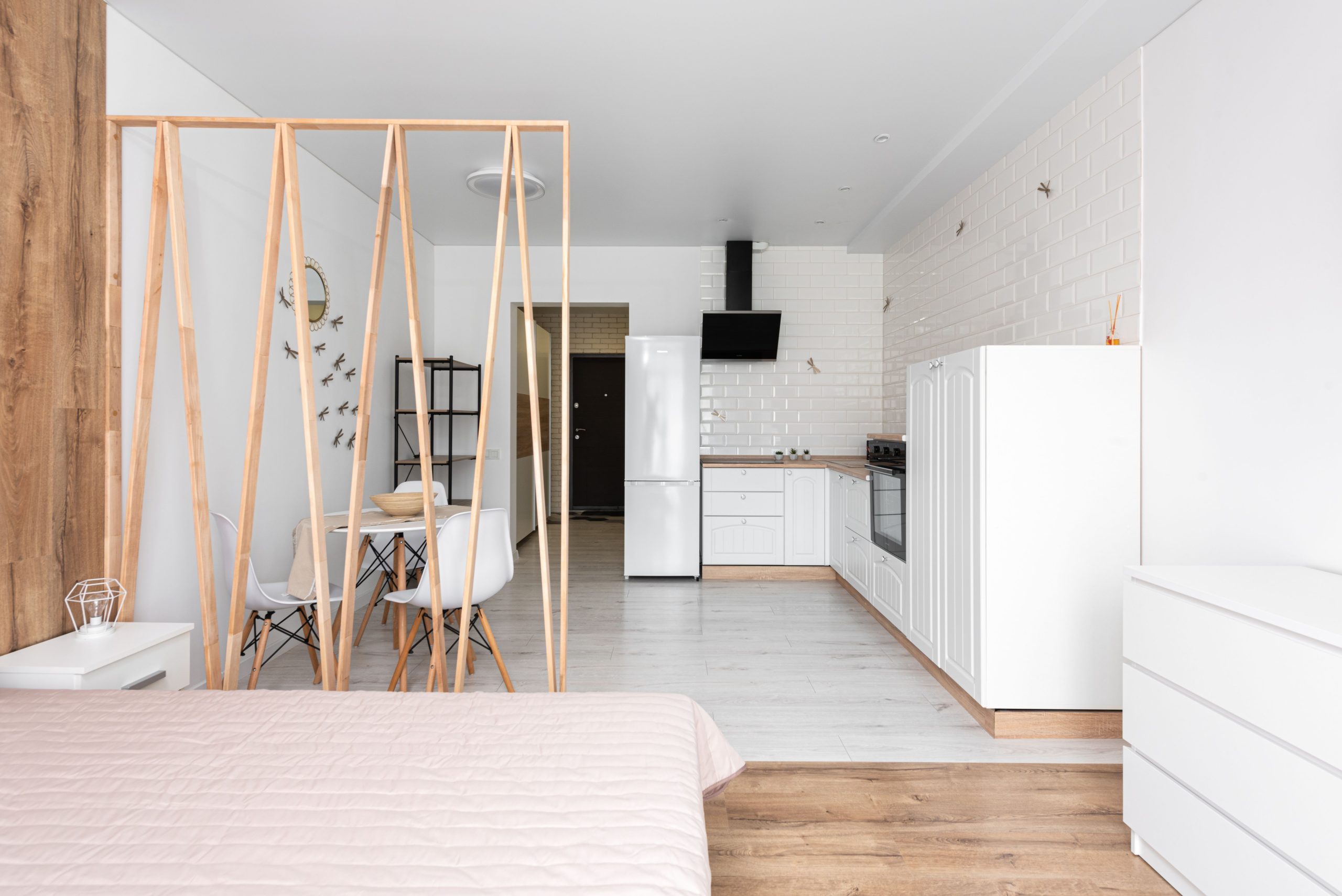 Studio moderne spacieux avec cuisine ouverte